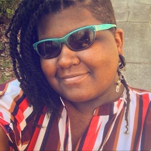 Meet your Posher, Destiny